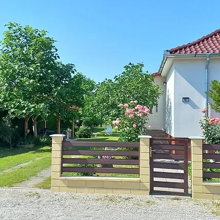 Nyaraló Zámor